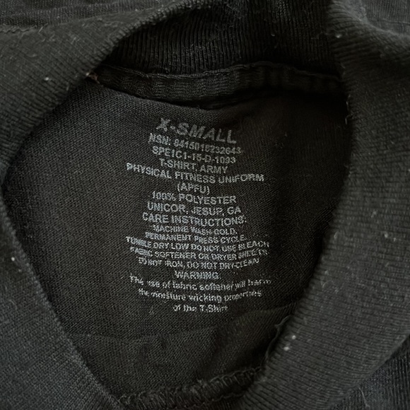 Army PT’s long sleeve XS - Picture 2 of 2